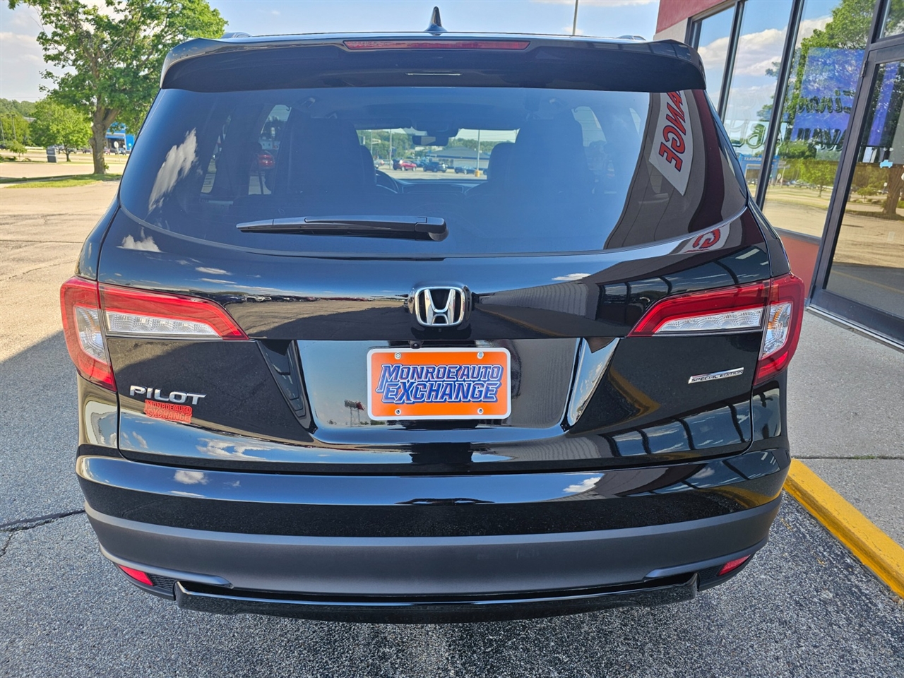 2022 Honda Pilot SE photo 2