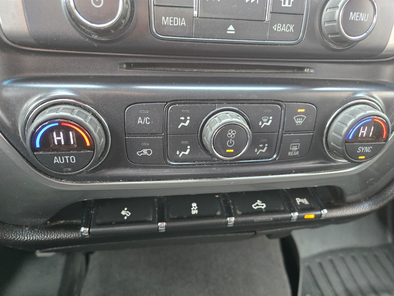 Chevrolet Silverado 1500 LT Crew Cab 4WD 2018