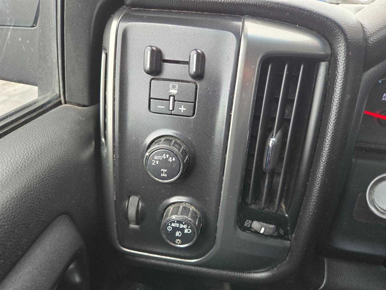 Chevrolet Silverado 1500 LT Crew Cab 4WD 2018