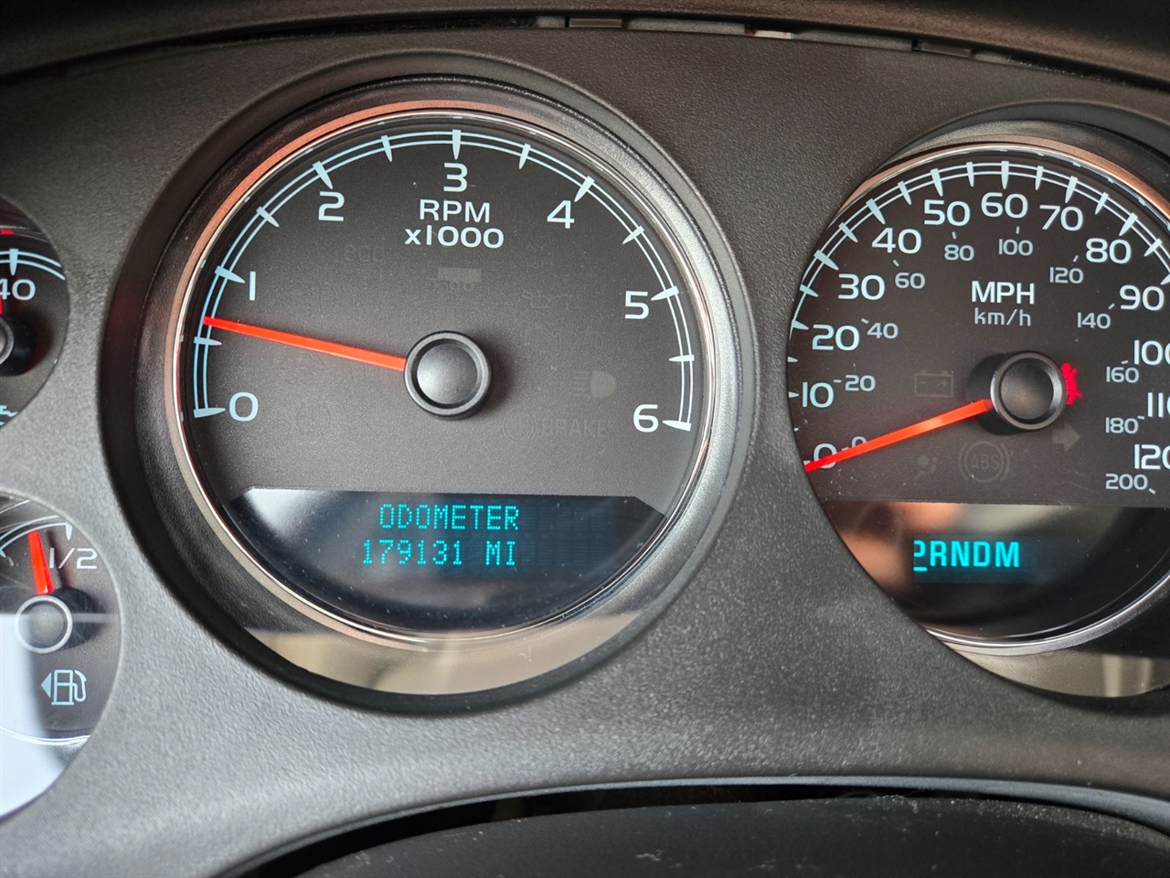 Chevrolet Tahoe LTZ 2WD 2011