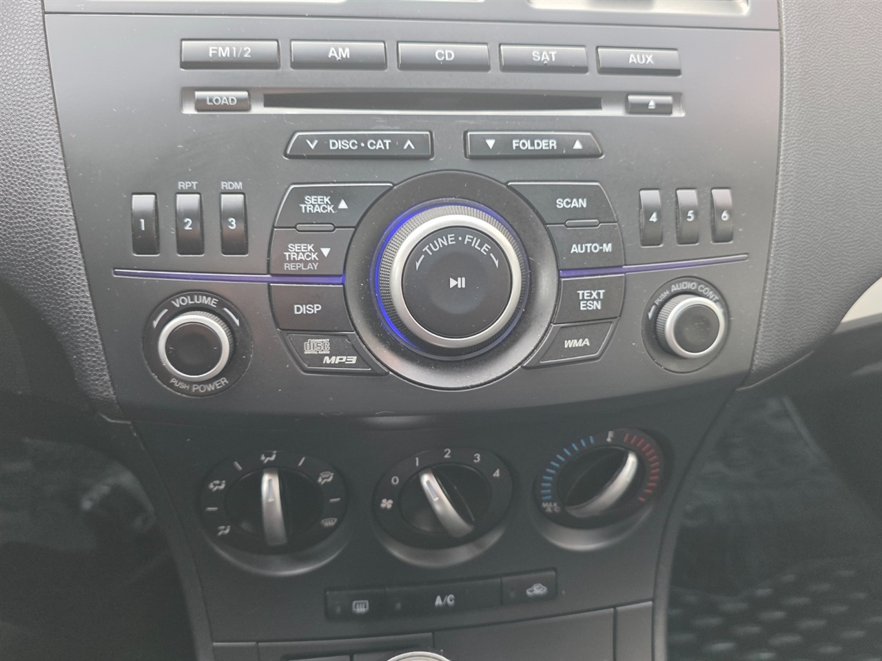 Mazda MAZDA3 I Grand Touring 5-Door 2012