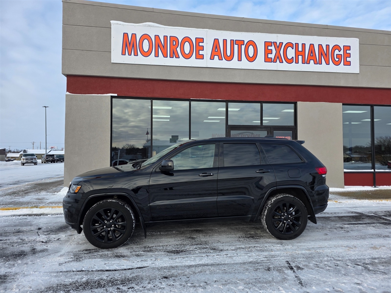 2019 Jeep Grand Cherokee Laredo 4WD