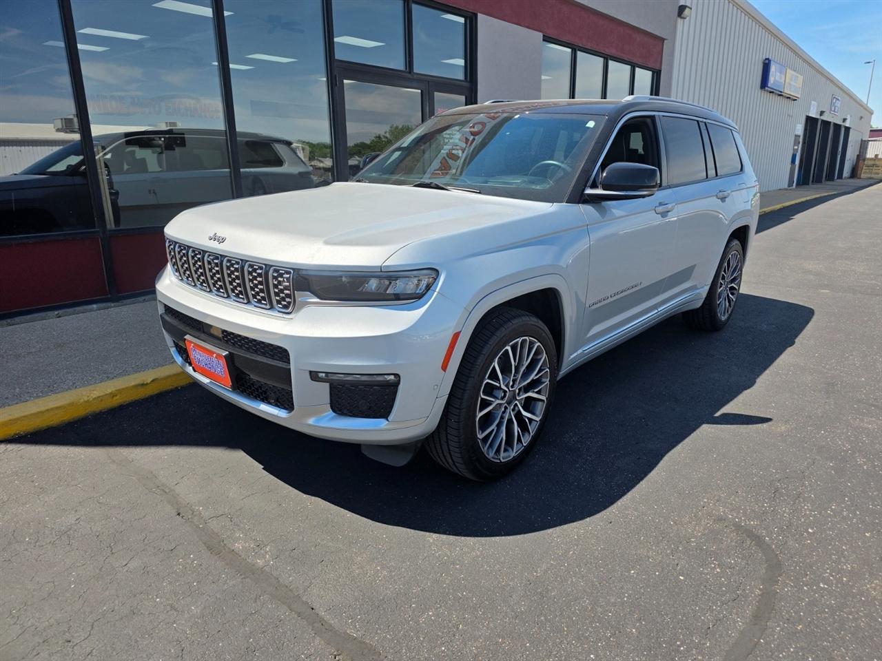 Jeep Grand Cherokee L Summit 4WD 2023