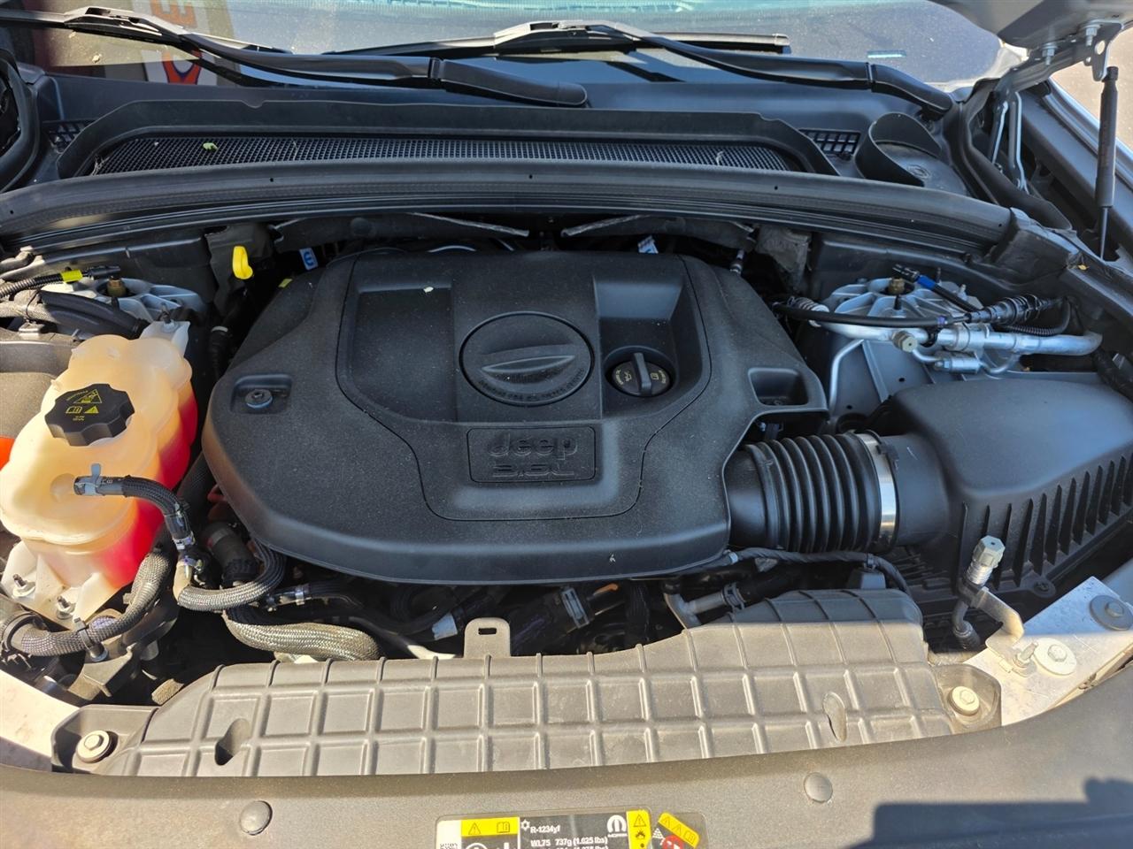 Jeep Grand Cherokee L Summit 4WD 2023