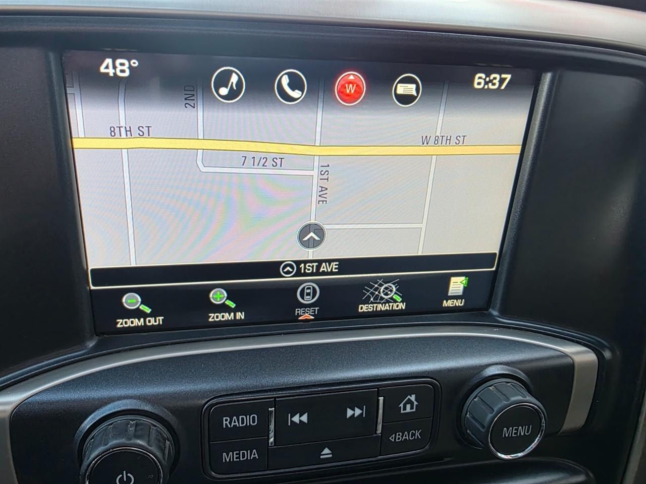 GMC Sierra 2500HD Denali Crew Cab 4WD 2015