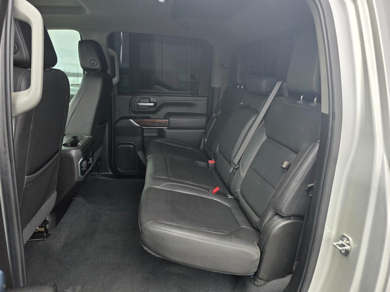 GMC Sierra 2500HD SLT Crew Cab 4WD 2023