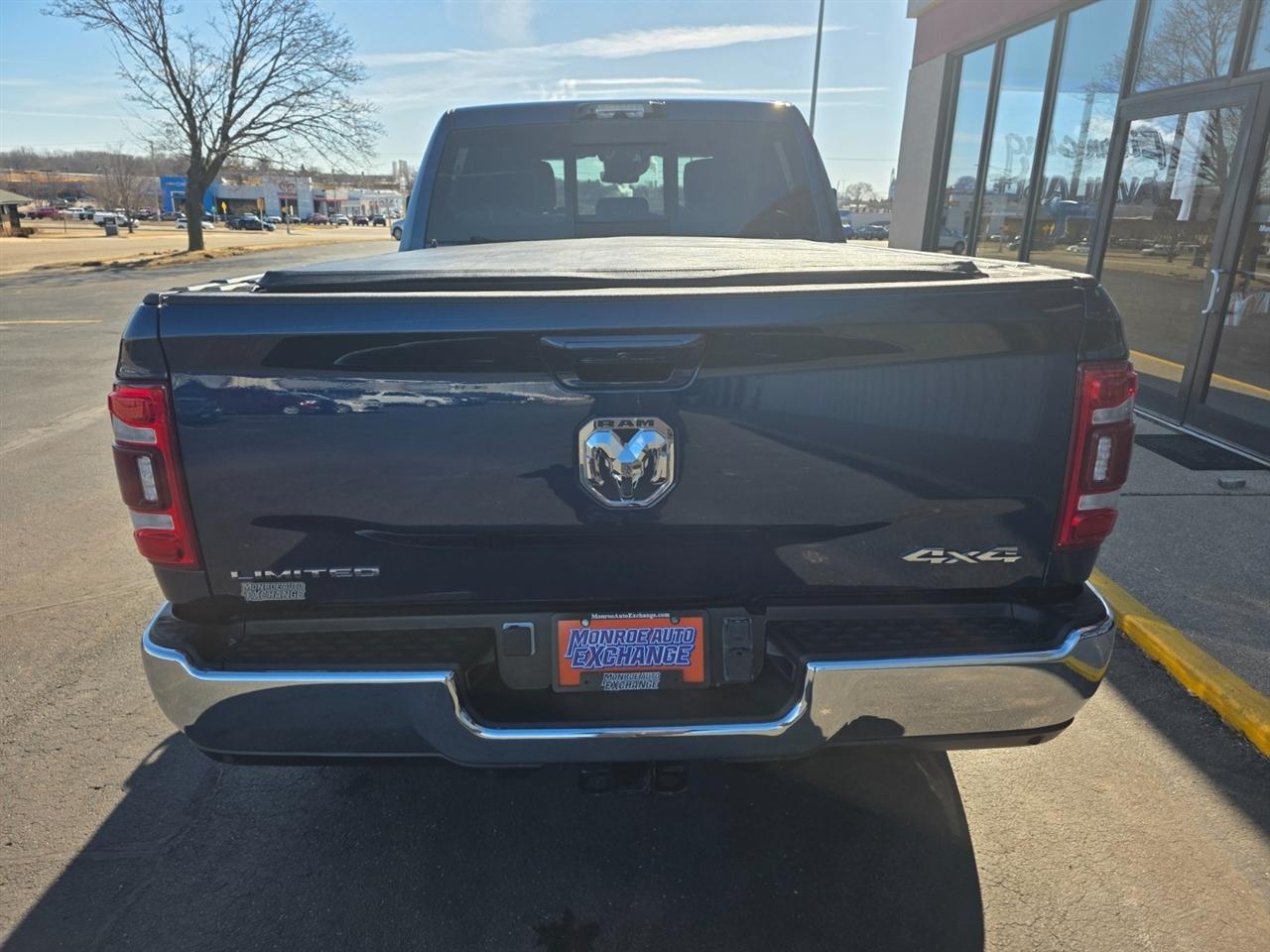 RAM 2500 Limited Crew Cab SWB 4WD 2024