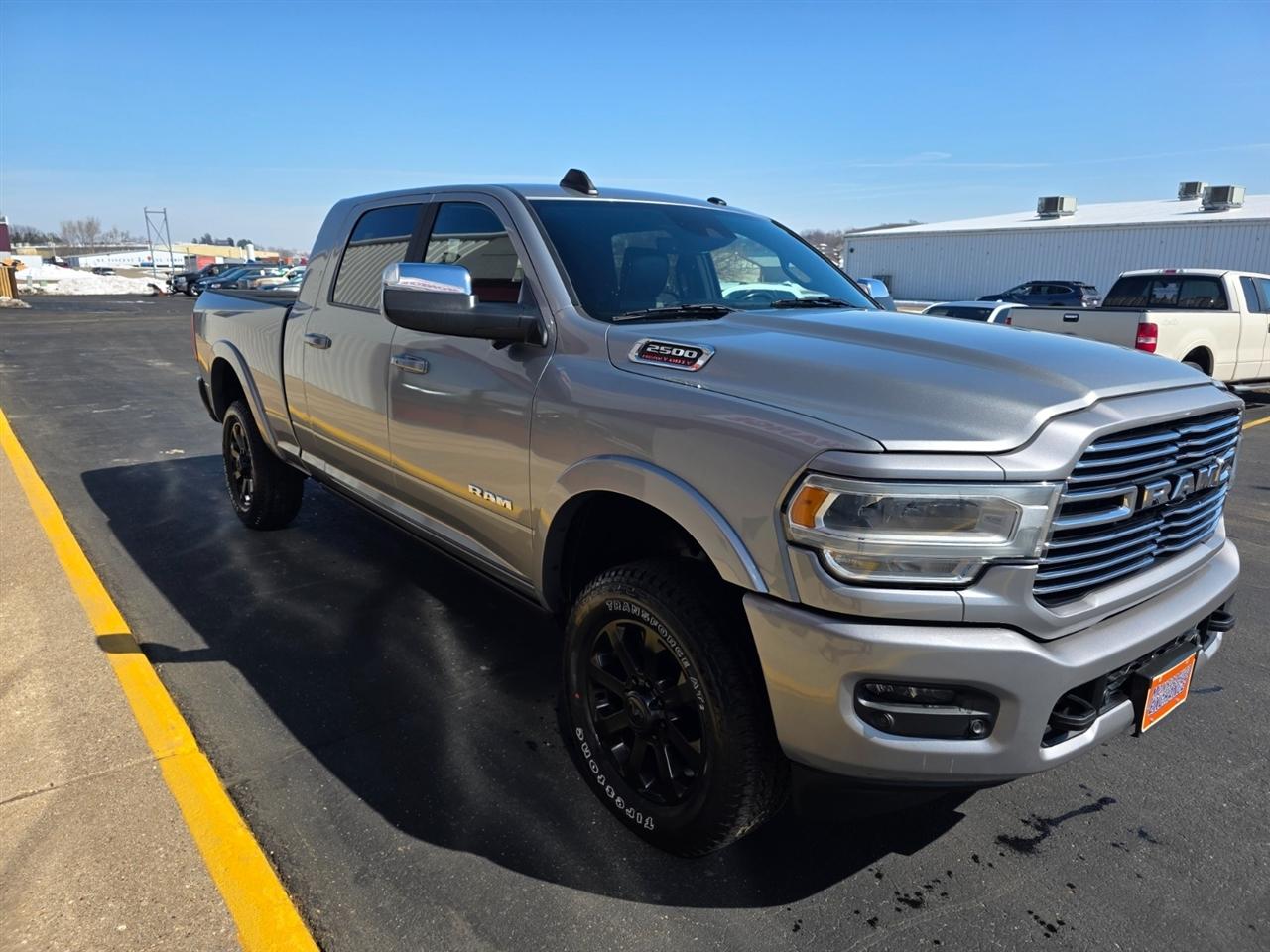 RAM 2500 Laramie Mega Cab 4WD 2019