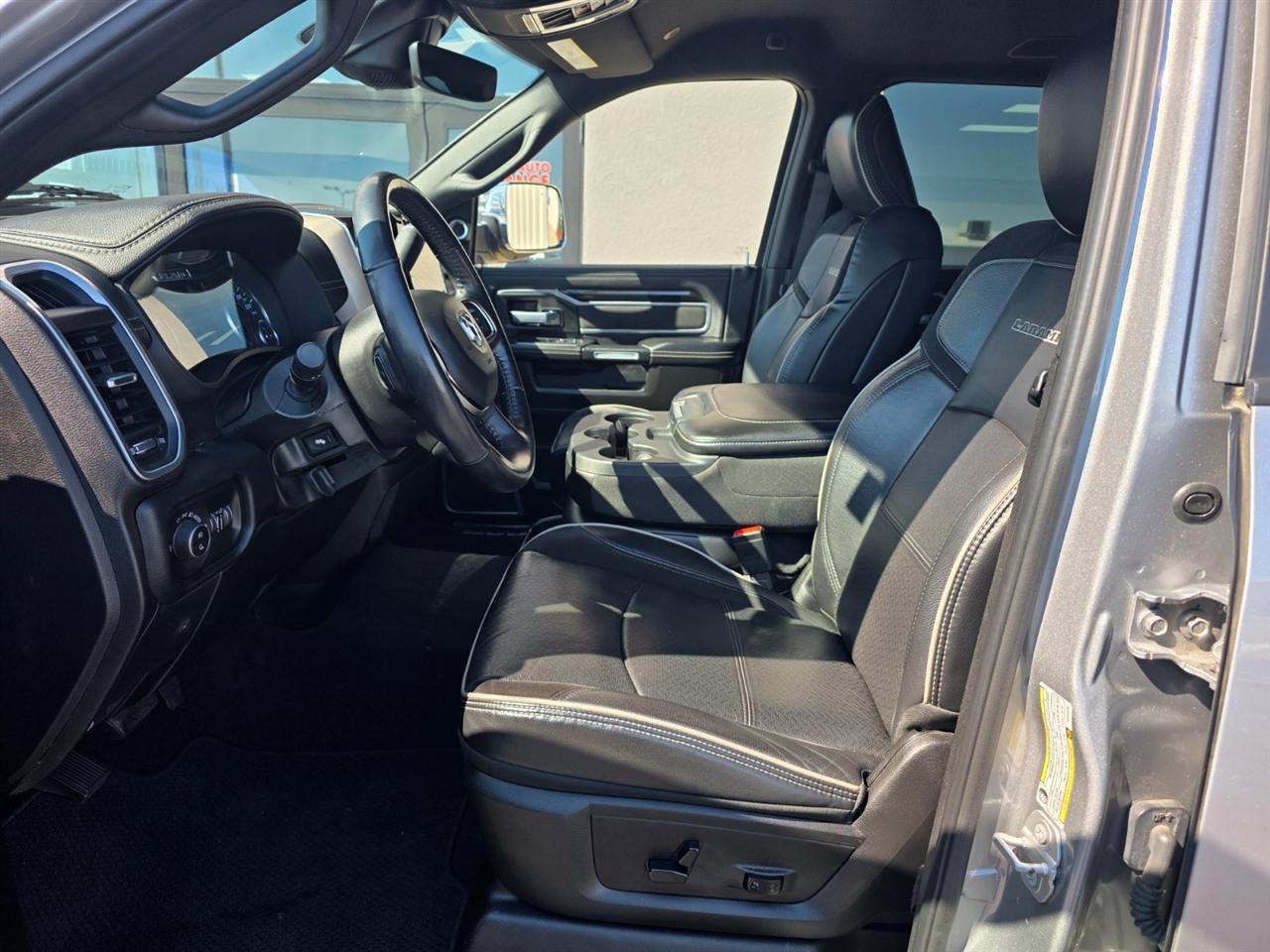 RAM 2500 Laramie Mega Cab 4WD 2019