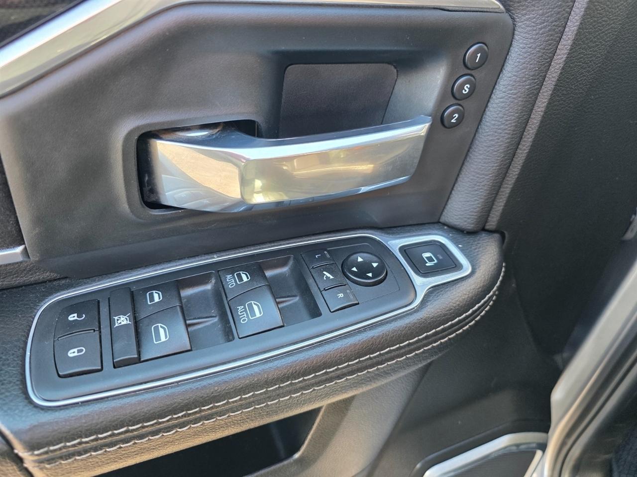 RAM 2500 Laramie Mega Cab 4WD 2019