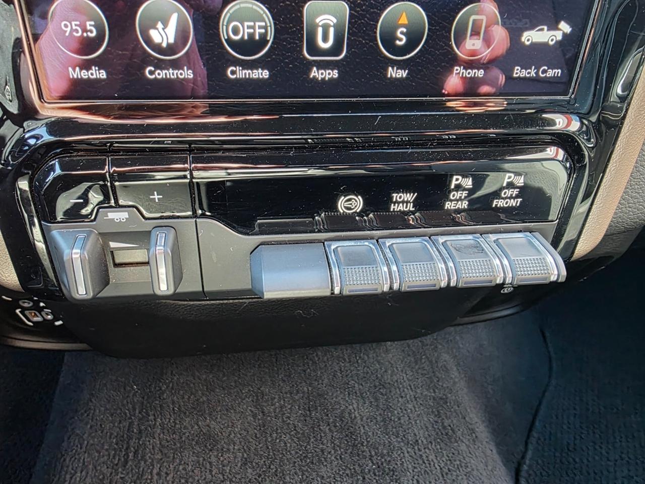 RAM 2500 Laramie Mega Cab 4WD 2019