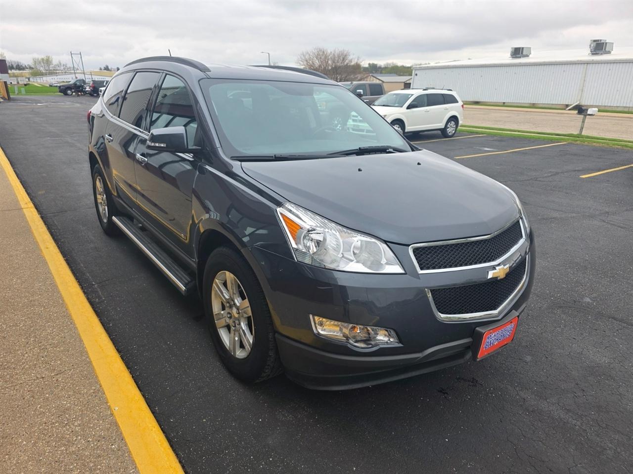 Chevrolet Traverse LT1 FWD 2010