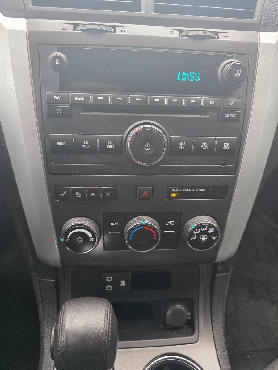 Chevrolet Traverse LT1 FWD 2010