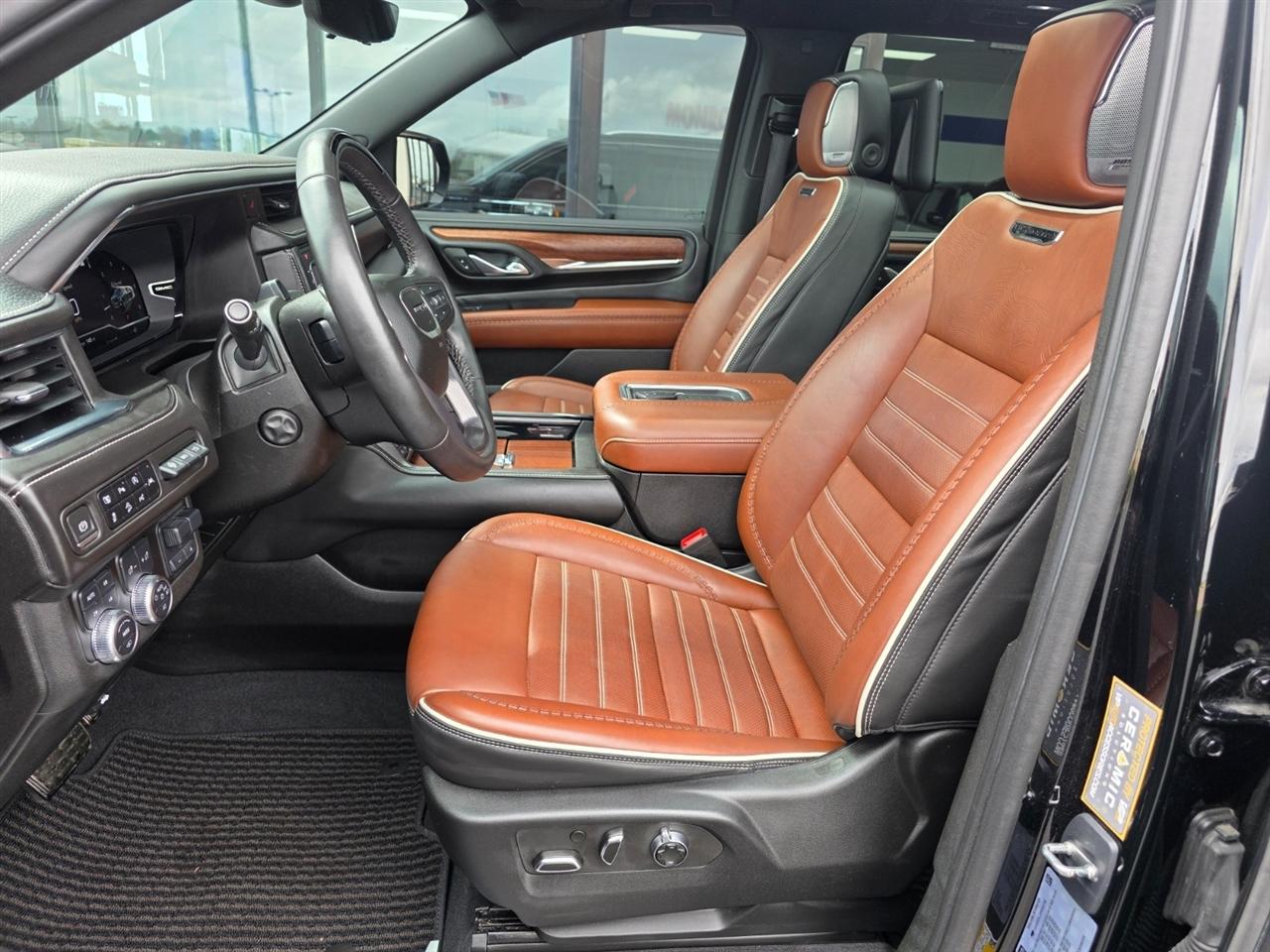 GMC Yukon Denali Ultimate 4WD 2023