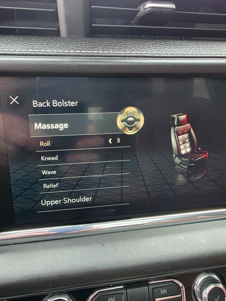 GMC Yukon Denali Ultimate 4WD 2023