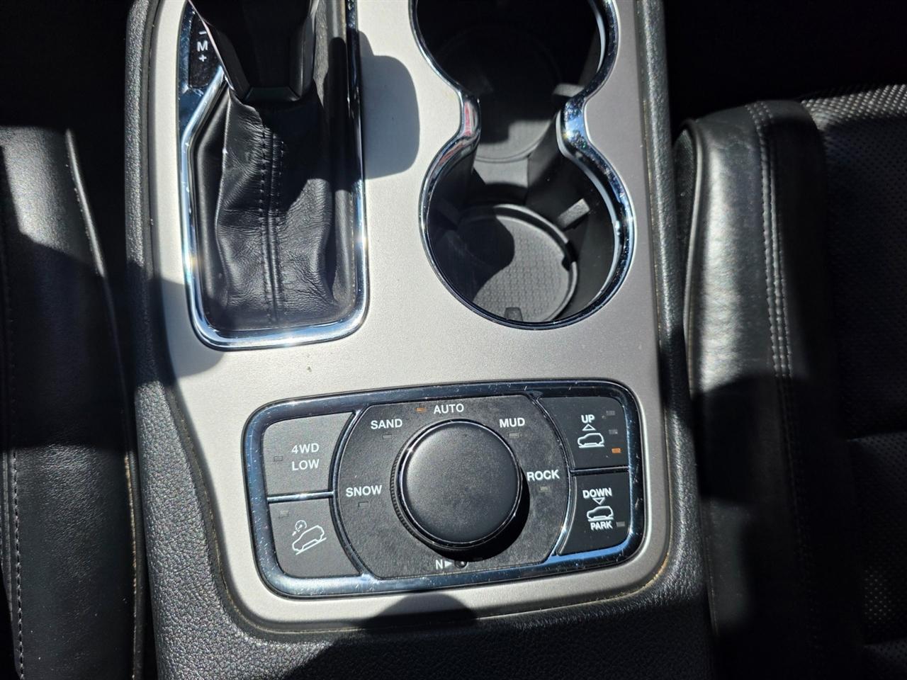 Jeep Grand Cherokee Overland 4WD 2018