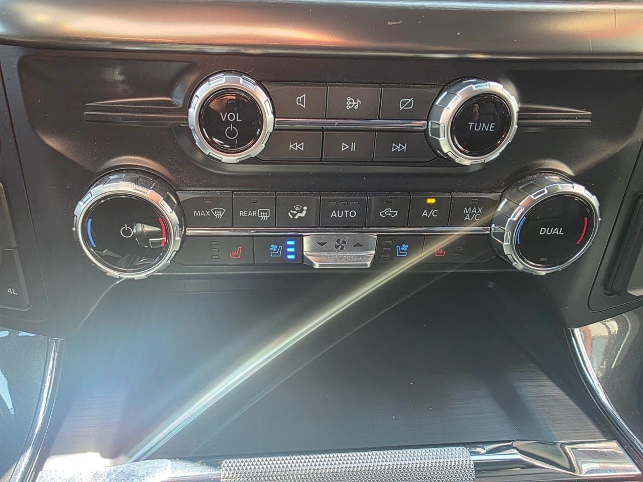 Ford F-150 Lariat SuperCrew 5.5-ft. Bed 4WD 2023