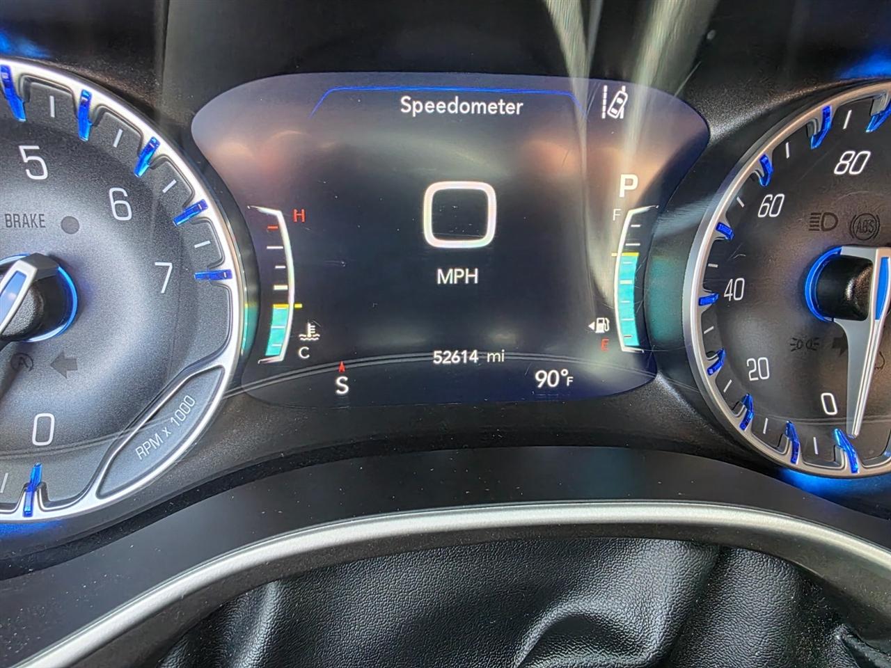 Chrysler Pacifica Touring L 2024
