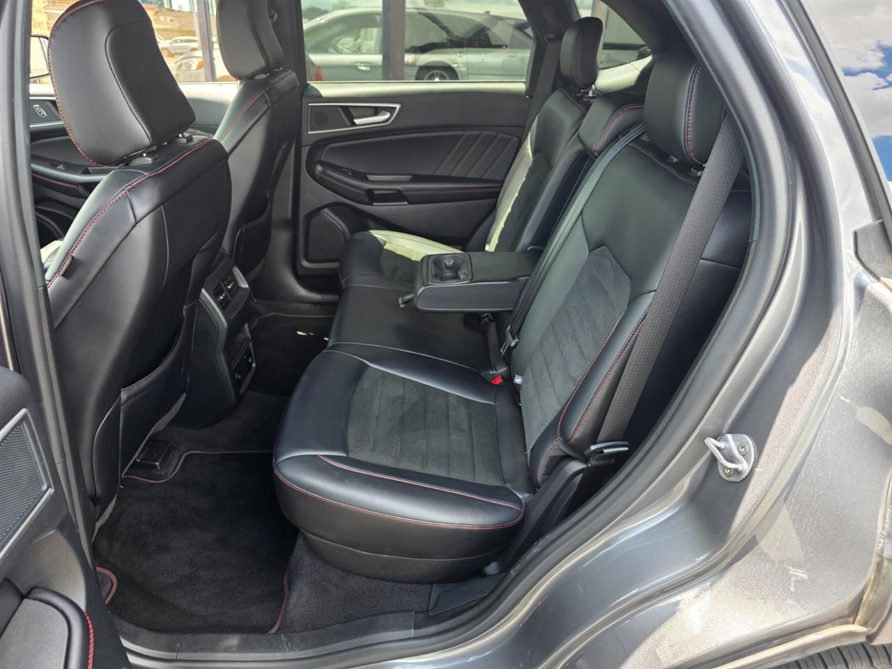 2024 Ford Edge ST-Line - Photo 7