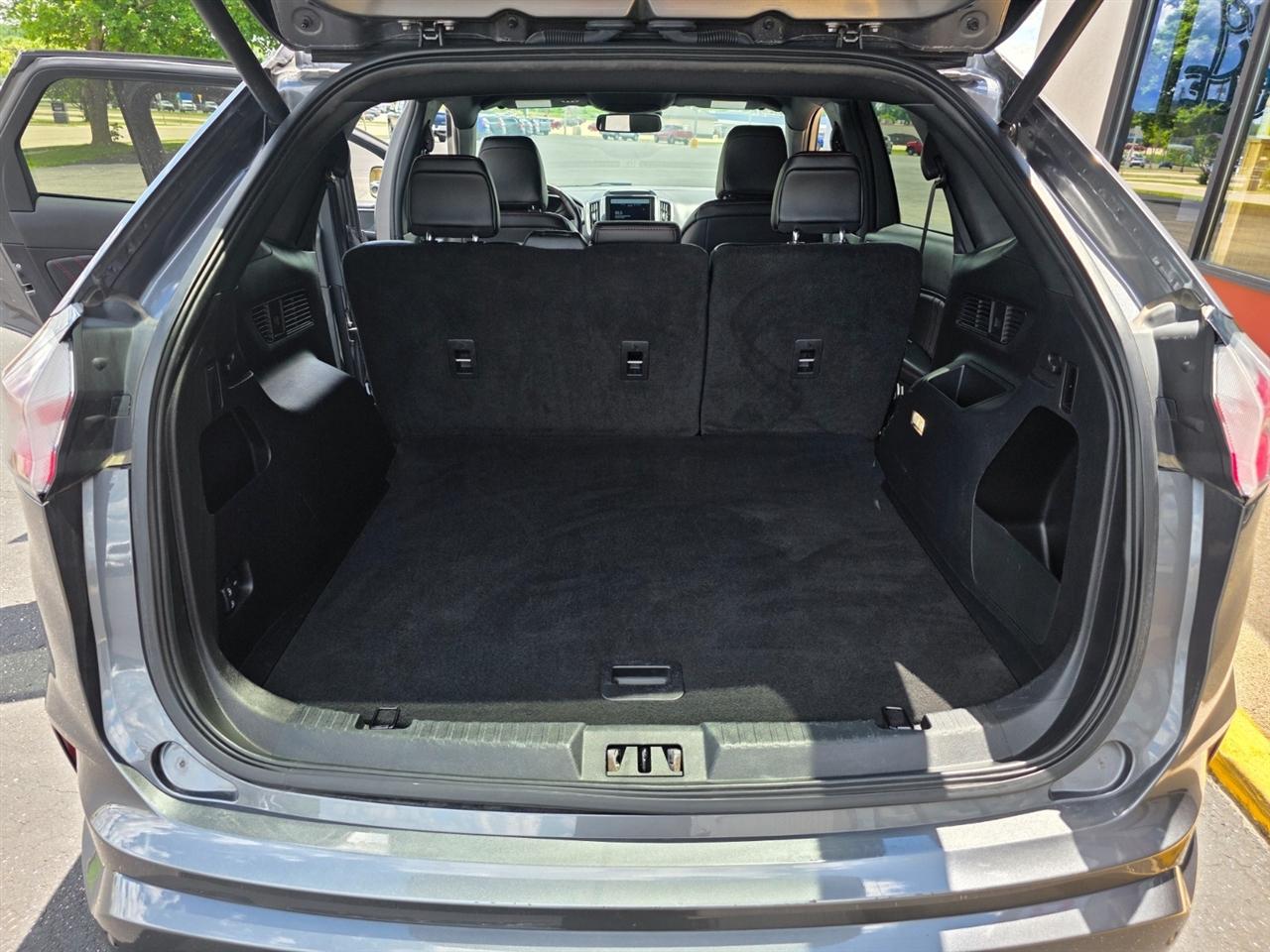 2024 Ford Edge ST-Line - Photo 8
