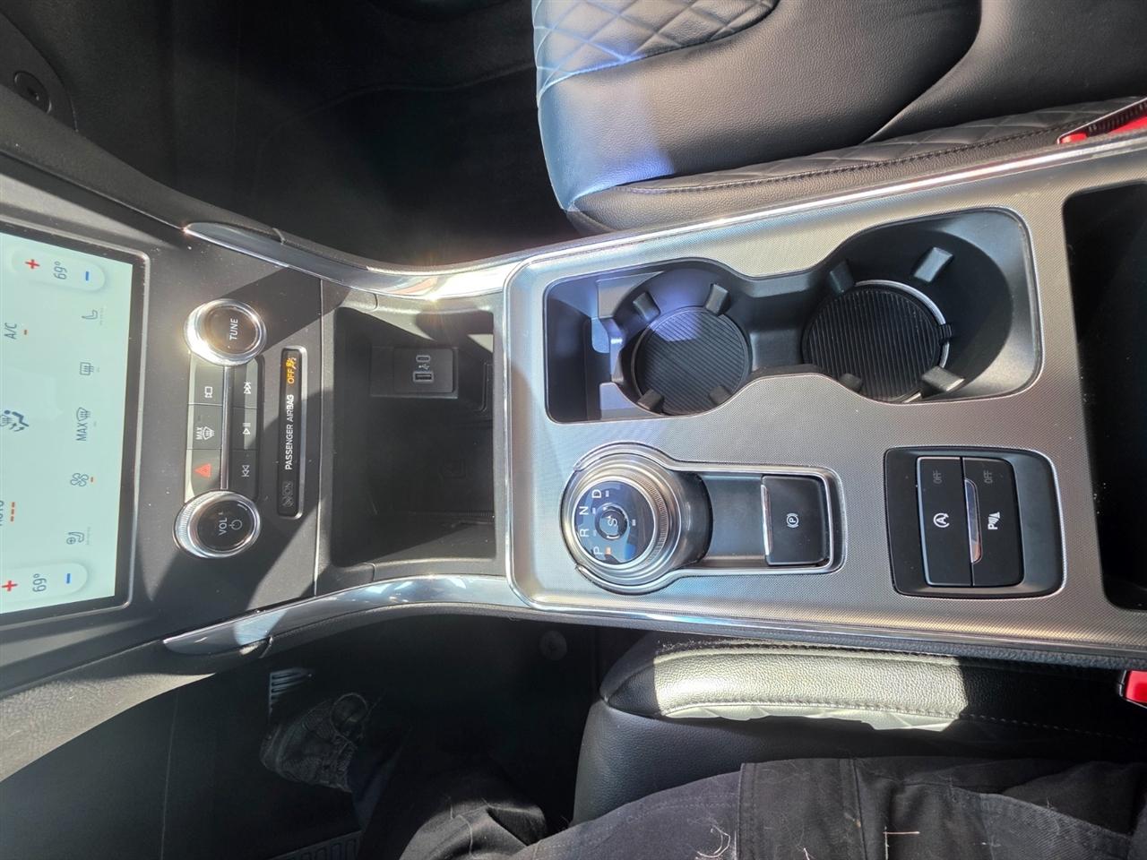 Ford Edge Titanium 2024