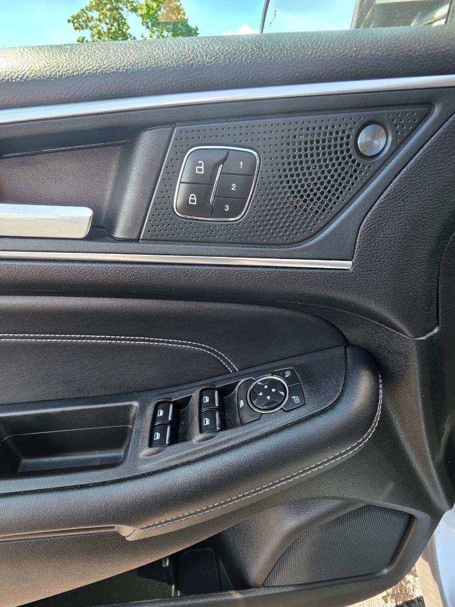 Ford Edge Titanium 2024
