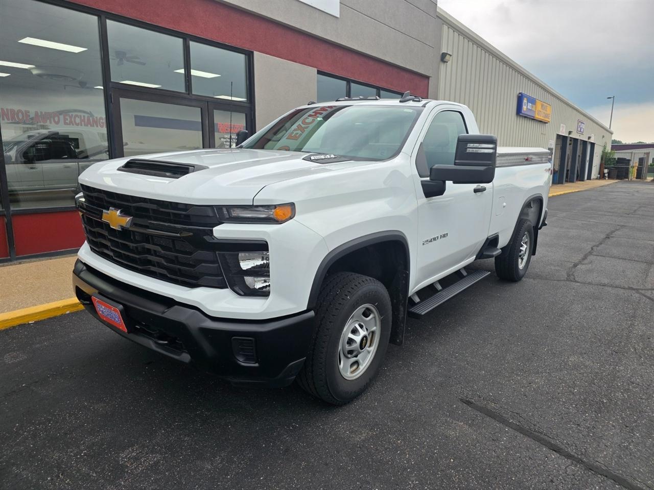 Chevrolet Silverado 2500HD Work Truck Regular Cab 4WD 2024