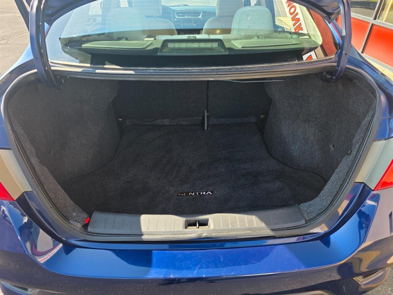 Nissan Sentra SL 2016