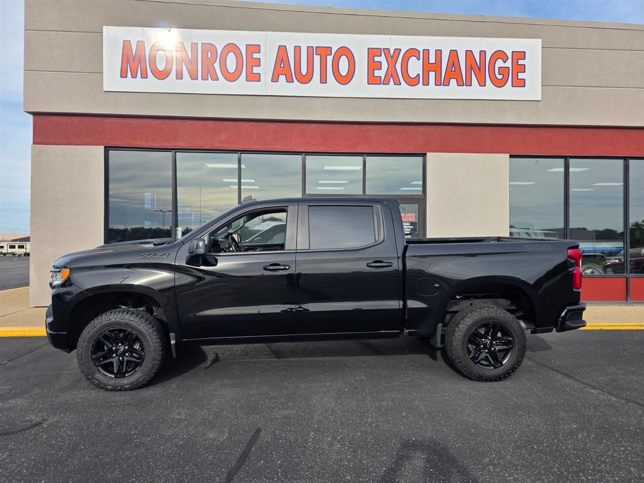 2022 Chevrolet Silverado 1500 Trail Boss LT Crew Cab 4WD