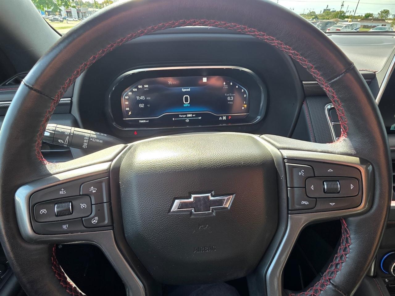 Chevrolet Suburban 4WD 4dr RST 2022
