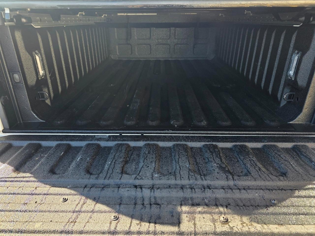 RAM 2500 Laramie 4x4 Crew Cab 6'4" Box 2022