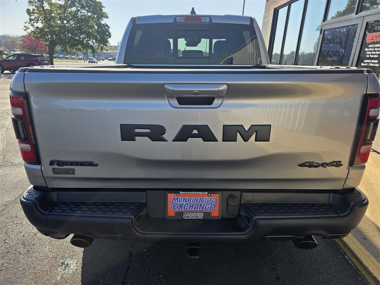 RAM 1500 Rebel 4x4 Crew Cab 5'7" Box 2021