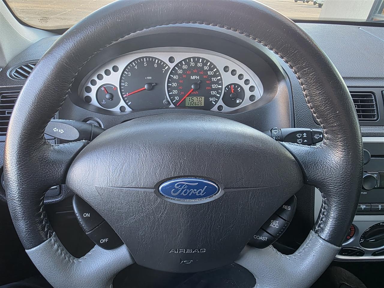 Ford Focus 4dr Sdn SES 2007
