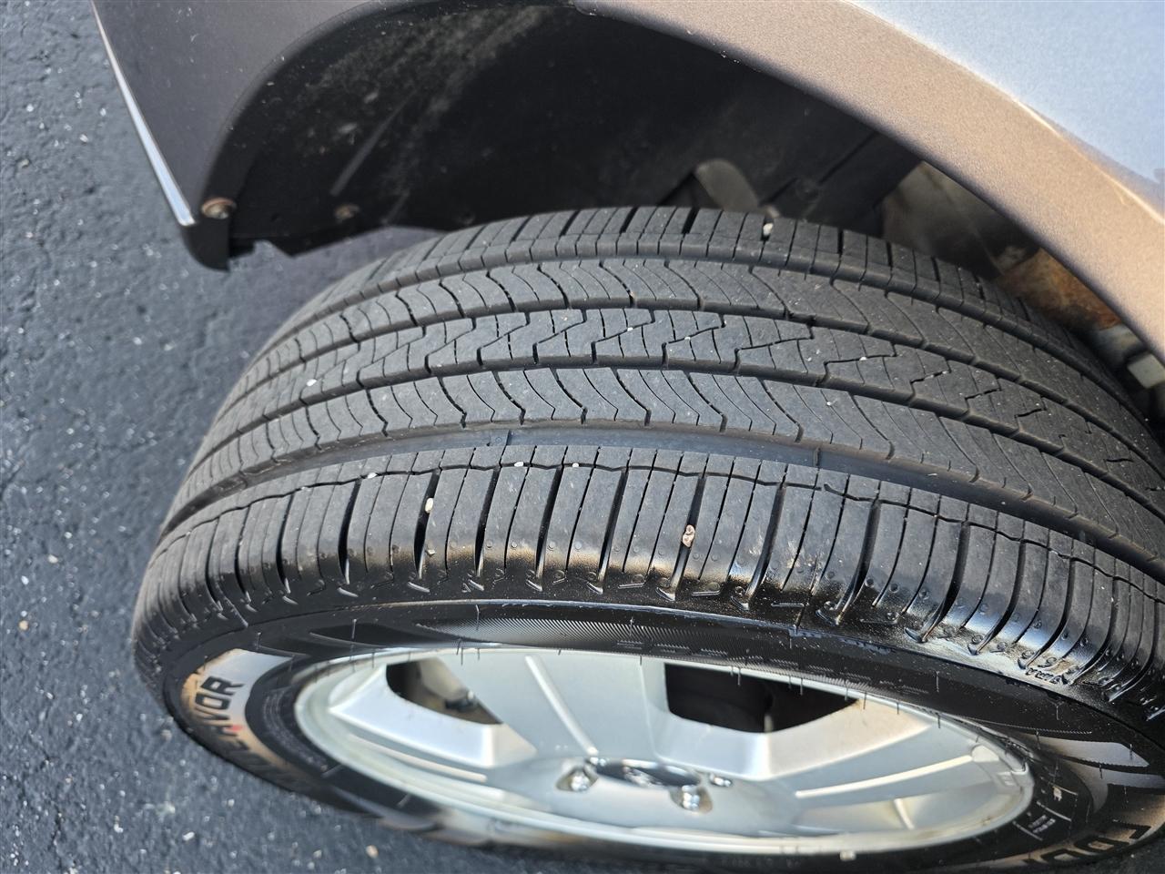 Ford Focus 4dr Sdn SES 2007