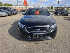 2016 Ford Taurus 