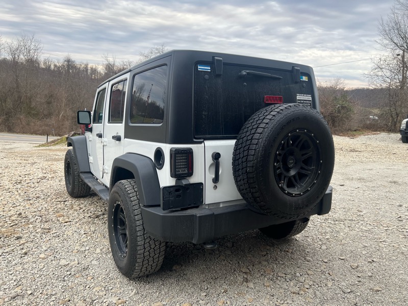 Jeep Wrangler Unlimited Sport 4WD 2017