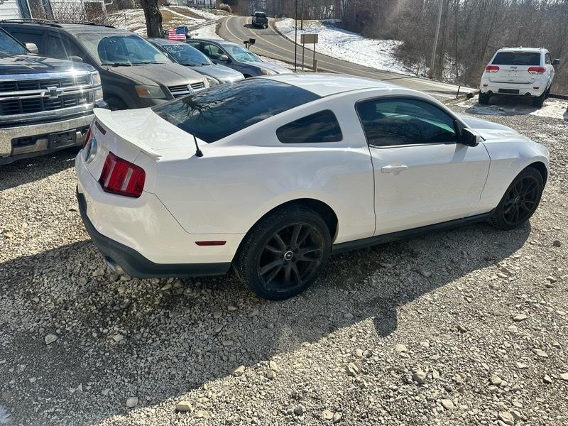 Ford Mustang GT Coupe 2011