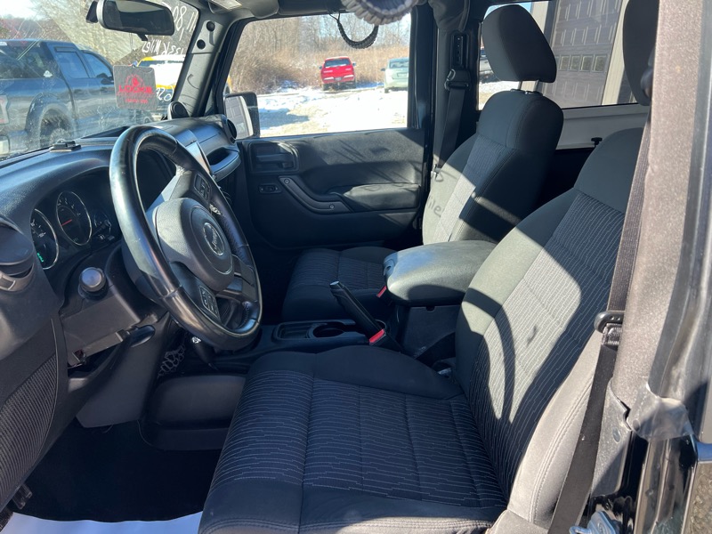 Jeep Wrangler Sport 4WD 2012