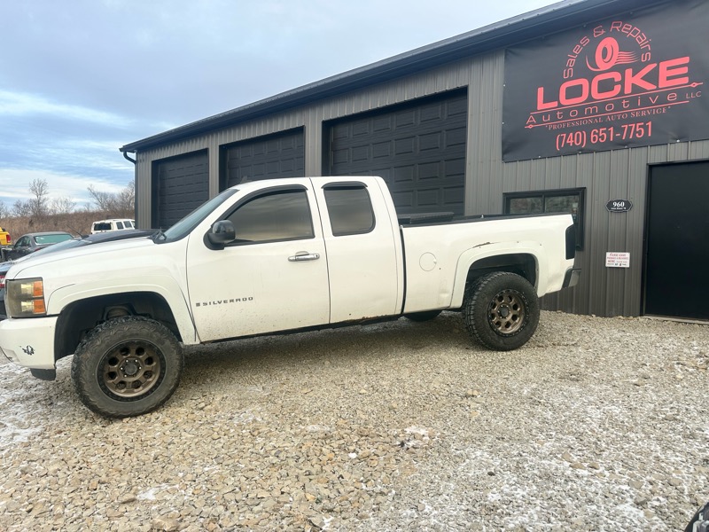 Chevrolet Silverado 1500 LT1 Ext. Cab Long Box 4WD 2009