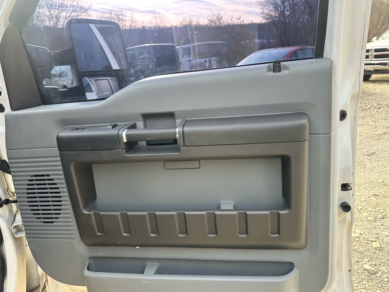 Ford F-250 SD XLT Crew Cab Long Bed 4WD 2012