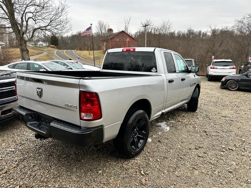 RAM 1500 Tradesman Quad Cab 4WD 2016