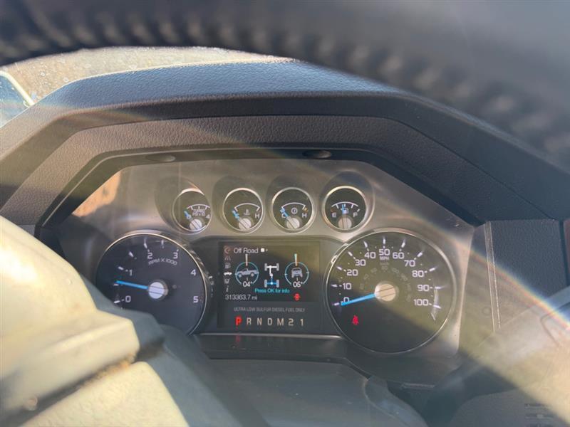 Ford F-350 SD Lariat Crew Cab 4WD 2014