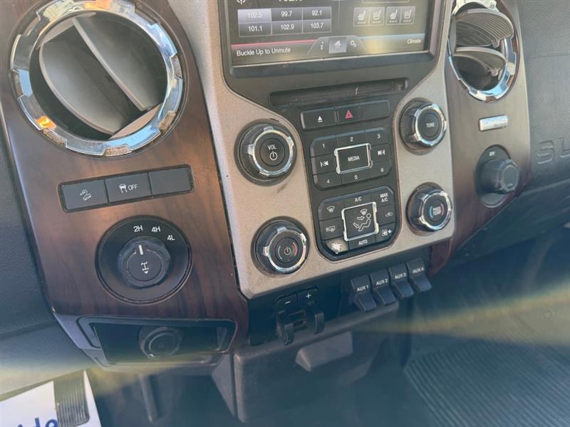 Ford F-350 SD Lariat Crew Cab 4WD 2014