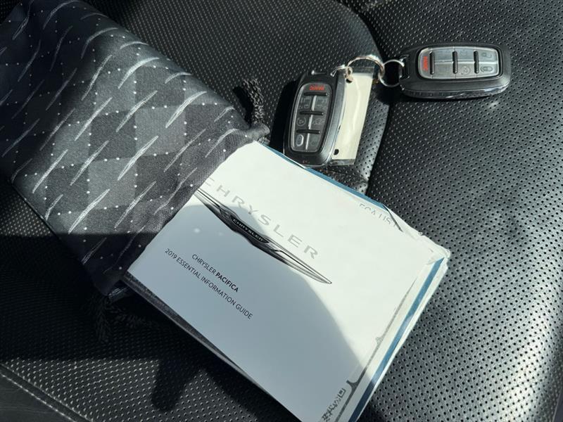 Chrysler Pacifica Limited 2019