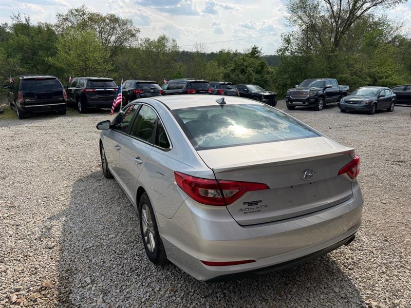 Hyundai Sonata SE 2015