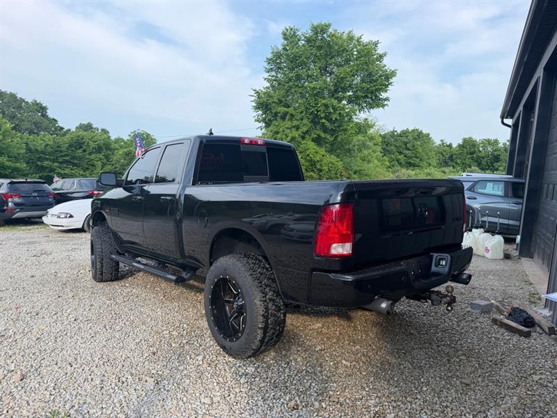 RAM 1500 SLT Quad Cab 4WD 2018