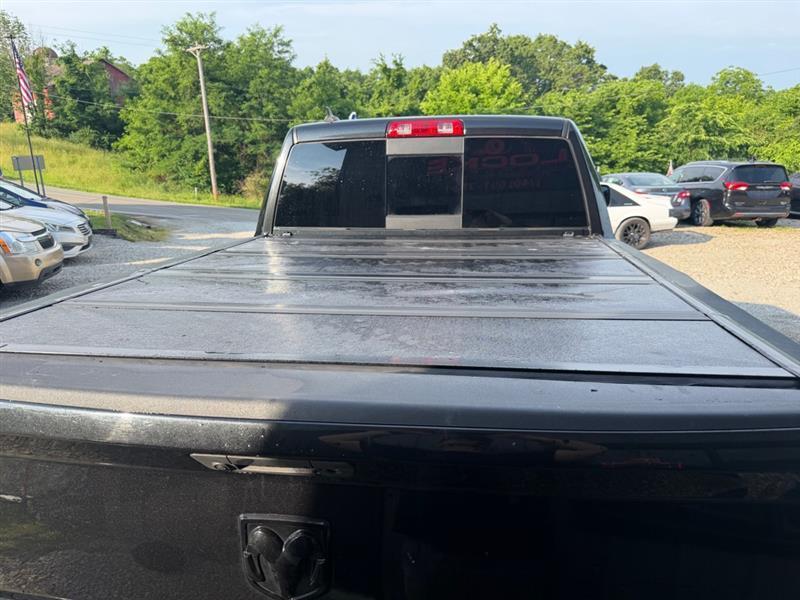RAM 1500 SLT Quad Cab 4WD 2018