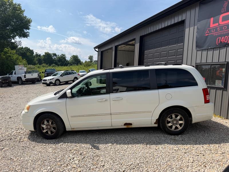 Chrysler Town & Country Touring 2009