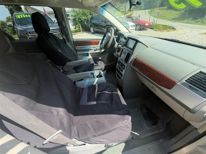 Chrysler Town & Country Touring 2009