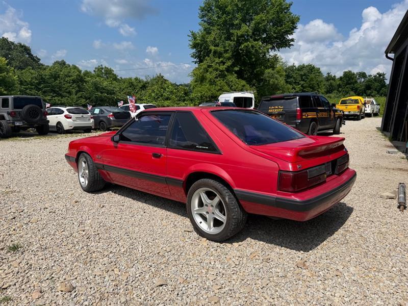 Ford Mustang LX 5.0L hatchback 1991